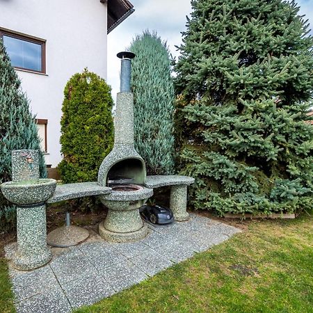 Zimzeleni Apartments Zrece Bagian luar foto