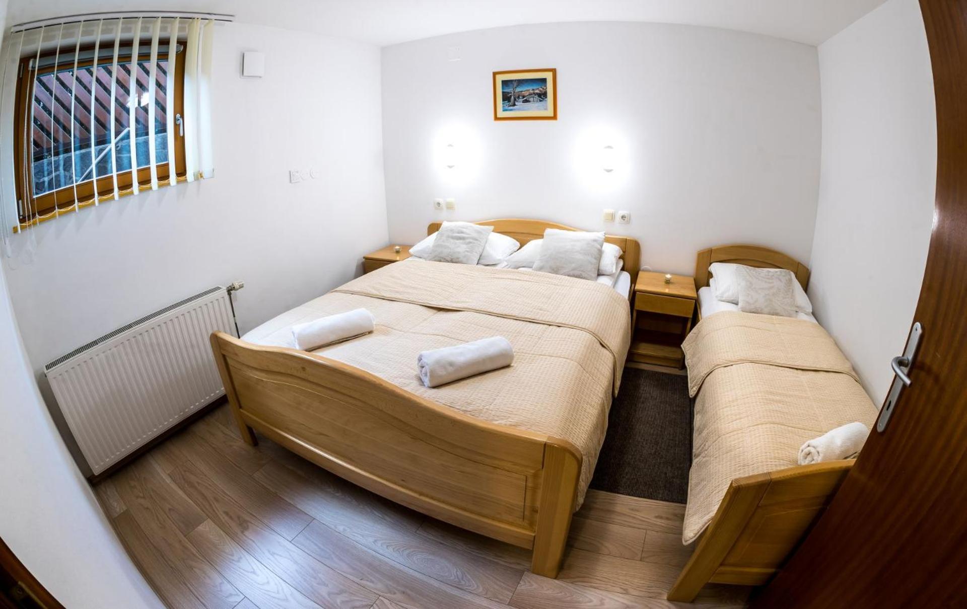 Zimzeleni Apartments Zrece Bagian luar foto