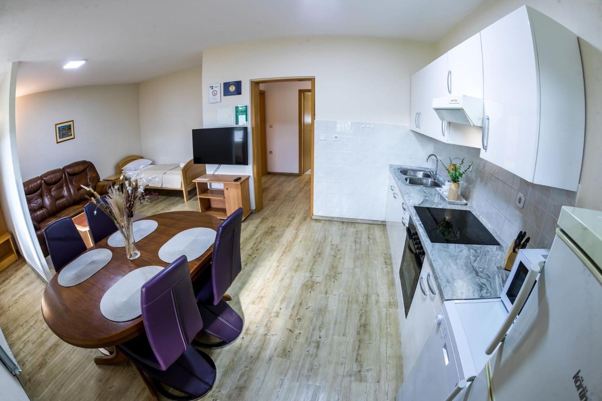Zimzeleni Apartments Zrece Bagian luar foto