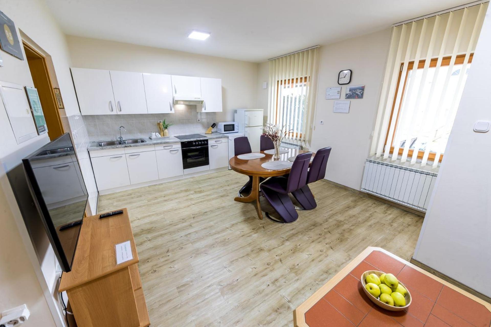 Zimzeleni Apartments Zrece Bagian luar foto
